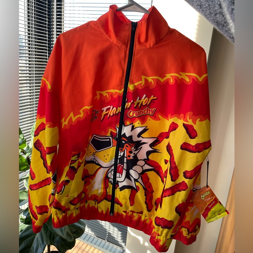 NWT Forever 21 Cheetos Zip Windbreaker Jacket Flamin' Hot Crunchy Men’s Large